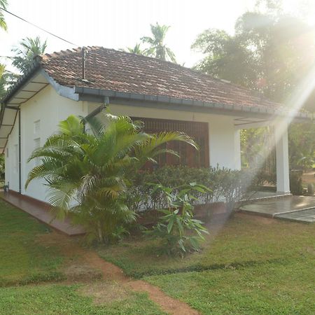 Keshan Villa Tangalle Exteriör bild