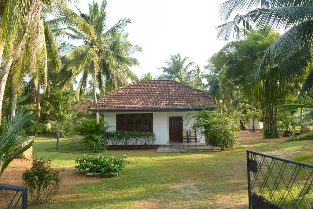 Keshan Villa Tangalle Exteriör bild